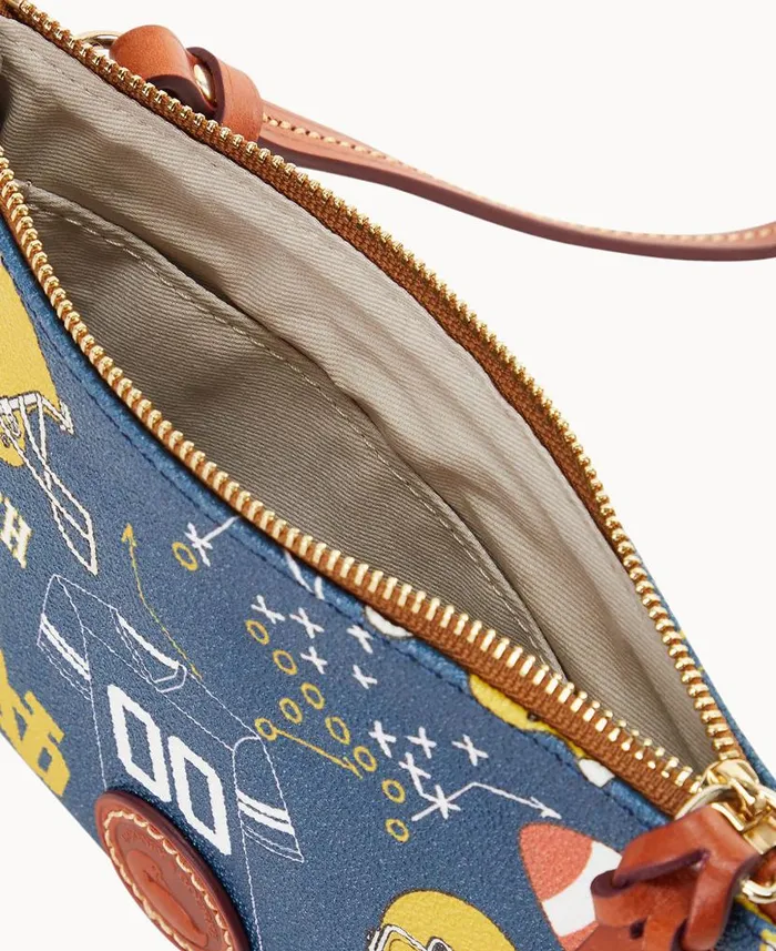 Dooney and Bourke Collegiate University Of Notre Dame Top Zip Crossbody University Of Notre Dame WomenMen Crossbodies Dooney and Bourke Collegiate University Of Notre Dame Top Zip Crossbody University Of Notre Dame WomenMen Crossbodies