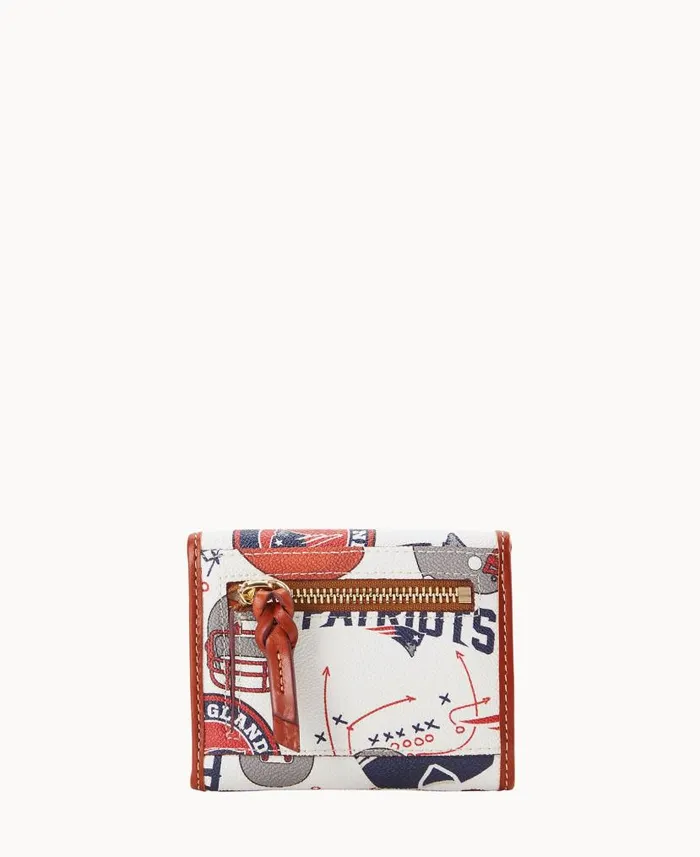 Dooney and Bourke NFL Patriots Flap Credit Card Wallet New England Patriots WomenMen Wallets Dooney and Bourke NFL Patriots Flap Credit Card Wallet New England Patriots WomenMen Wallets