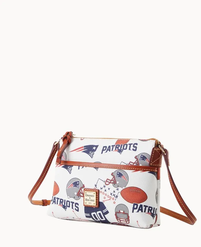 Dooney and Bourke NFL Patriots Ginger Crossbody Patriots WomenMen Crossbodies Dooney and Bourke NFL Patriots Ginger Crossbody Patriots WomenMen Crossbodies