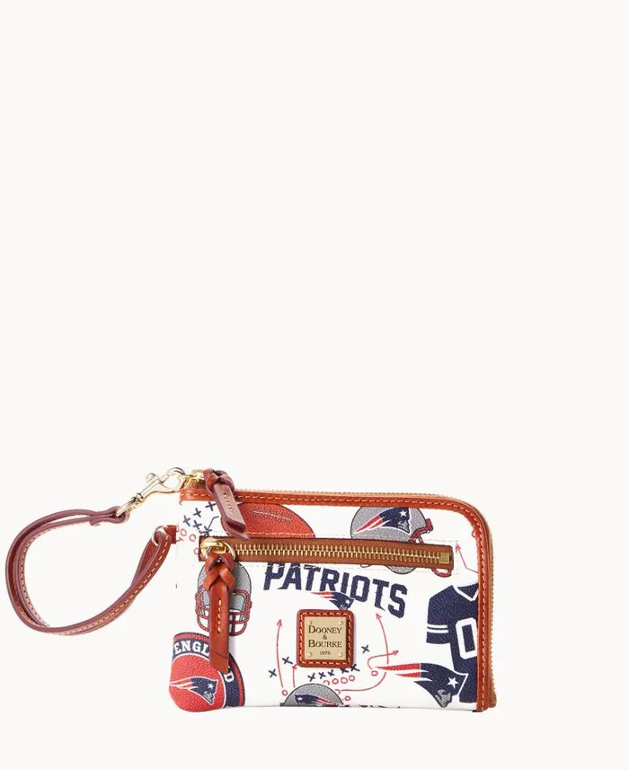 Dooney and Bourke NFL Patriots Multi Function Zip Around Patriots WomenMen Wallets Dooney and Bourke NFL Patriots Multi Function Zip Around Patriots WomenMen Wallets