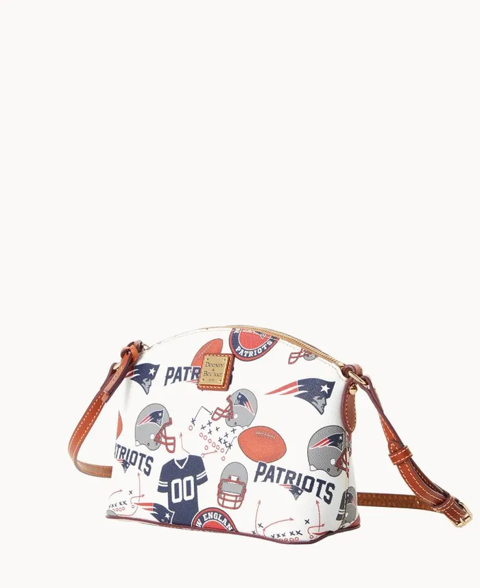 Dooney and Bourke NFL Patriots Suki Crossbody Patriots WomenMen Crossbodies