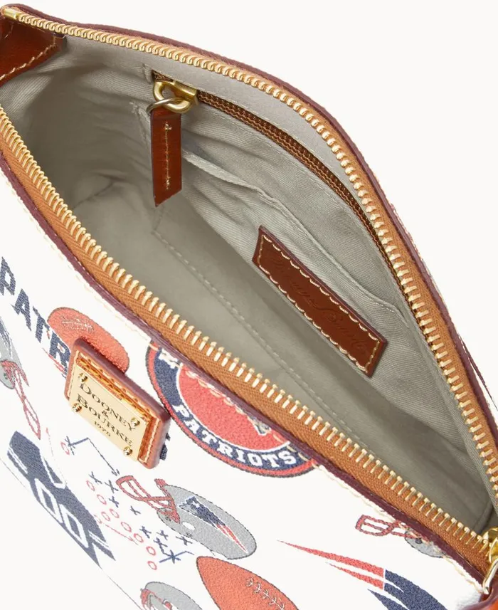 Dooney and Bourke NFL Patriots Suki Crossbody Patriots WomenMen Crossbodies