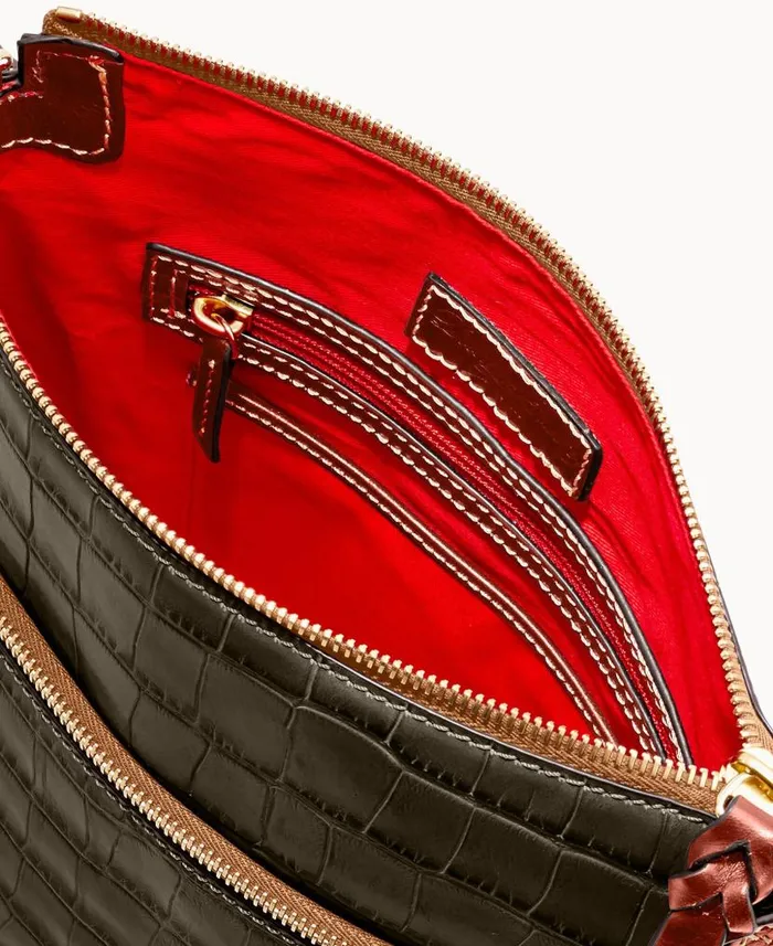 Dooney and Bourke Oakdale Crossbody Black WomenMen Crossbodies