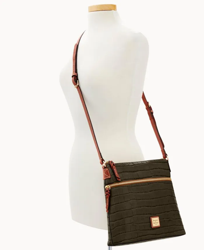 Dooney and Bourke Oakdale Crossbody Black WomenMen Crossbodies