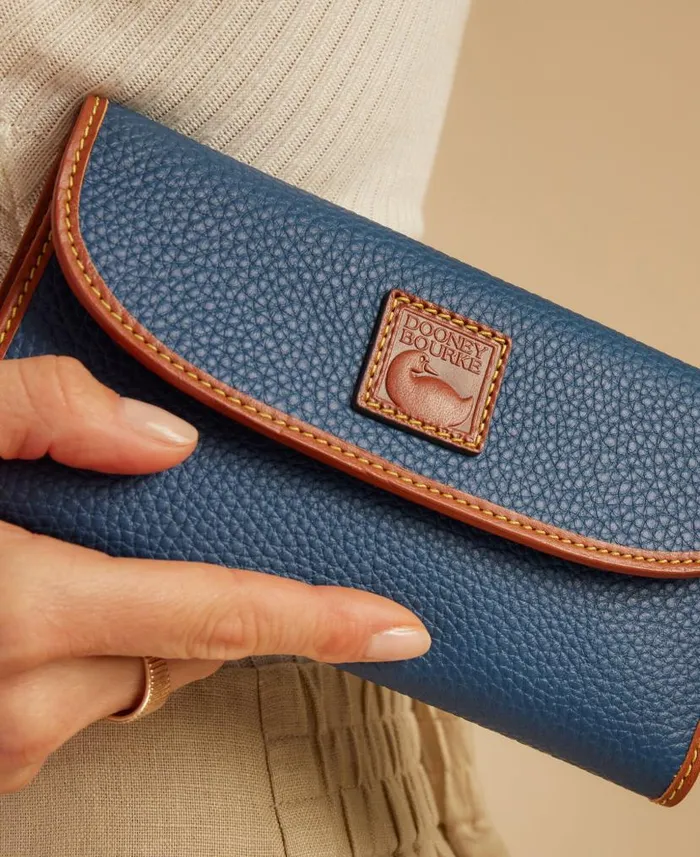 Dooney and Bourke Pebble Grain Continental Clutch Black WomenMen Wallets
