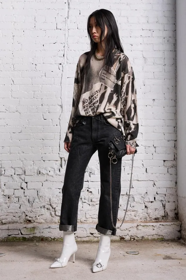 PRINTED BOYFRIEND SWEATER 8211 NEWSPAPER Women R13 Sweaters