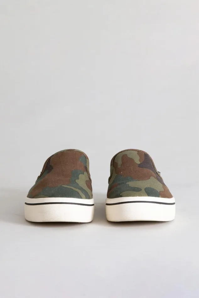 SLIP ON SNEAKER 8211 CAMO Men R13 Footwear