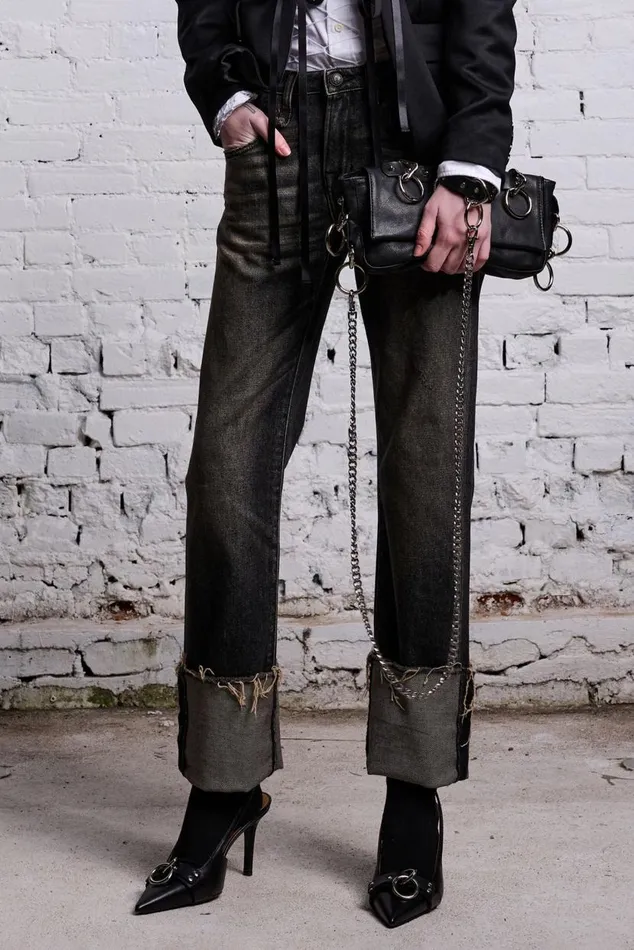 TOBI BOY JEAN 8211 ABBEY BLACK Women R13 Denim