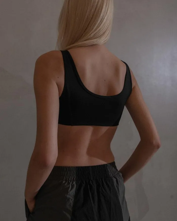 Women Tshirts Han Kjbenhavn Technical Cropped Tank Top 8211 Anthracite Black
