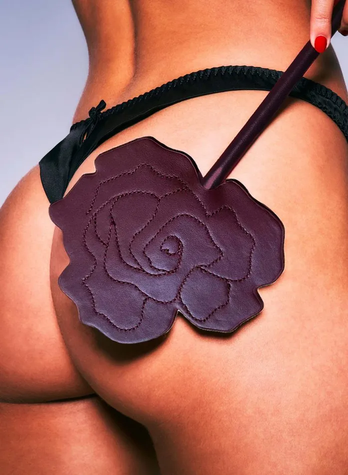 Accessories PleasureLingerie Fleur Du Mal Leather Rose Shaped Paddle Bordeaux Accessories PleasureLingerie Fleur Du Mal Leather Rose Shaped Paddle Bordeaux