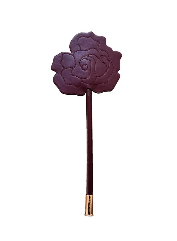 Accessories PleasureLingerie Fleur Du Mal Leather Rose Shaped Paddle Bordeaux