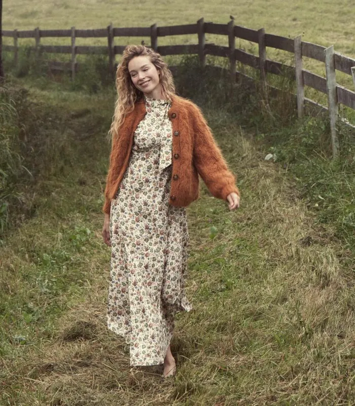ADELINA CARDIGAN Bright Pumpkin Shop DEN Knitwear