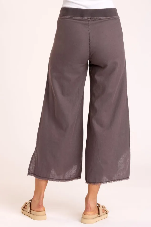 Astri Pant Basalt Clothing XCVI Crops