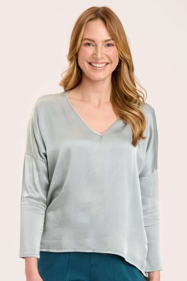 Bauer VNeck Top Dew Drop Pigment Clothing XCVI ShirtsBlouses