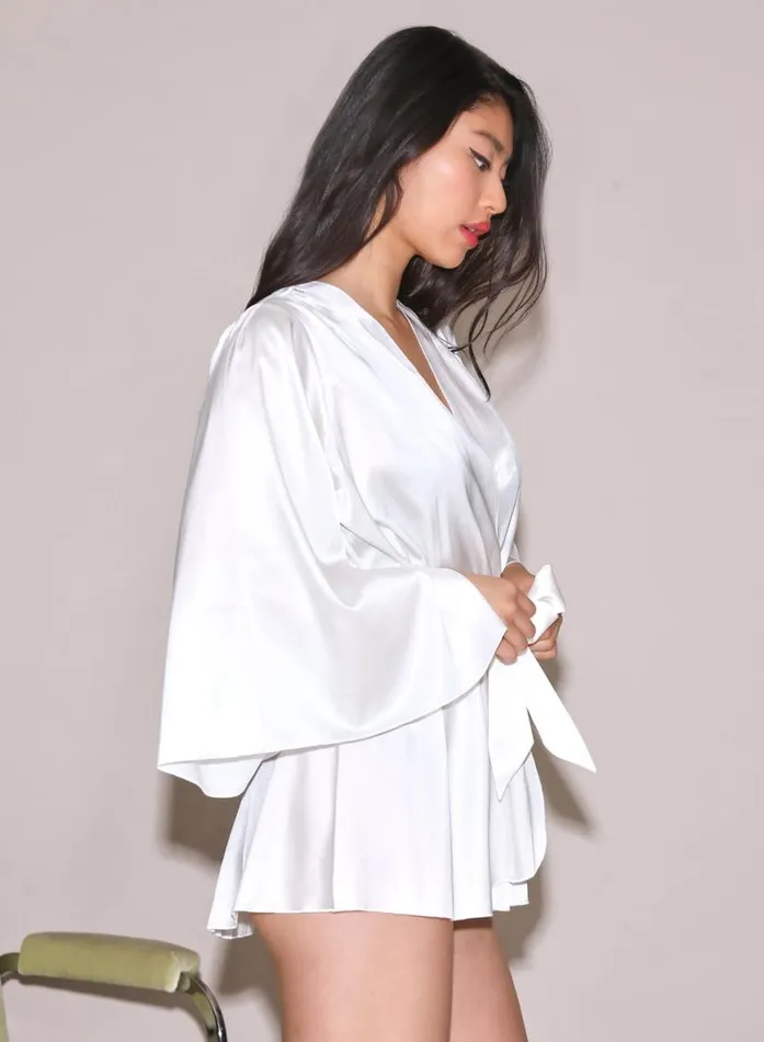 Bridal PleasureLingerieClothing Fleur Du Mal Angel Sleeve Robe Creme