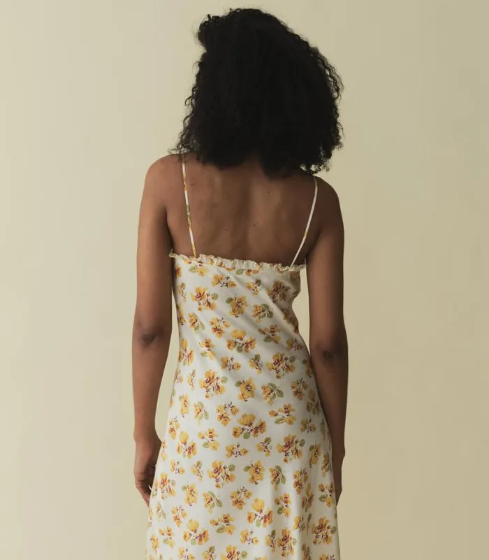 CALSI DRESS Amber Frolicking Floral Shop DEN Dresses