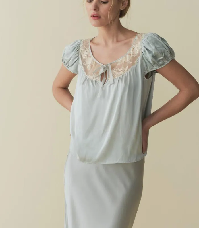 CAMRI TOP Dusty Blue Shop DEN Tops