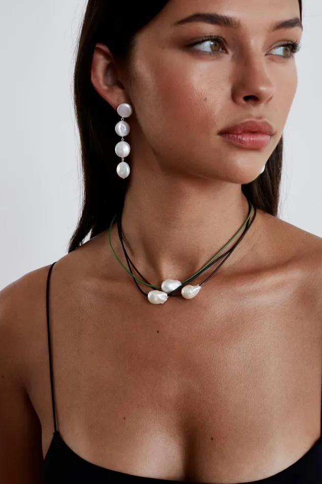 Chan Luu Isla Pearl Necklace Black Women Necklaces