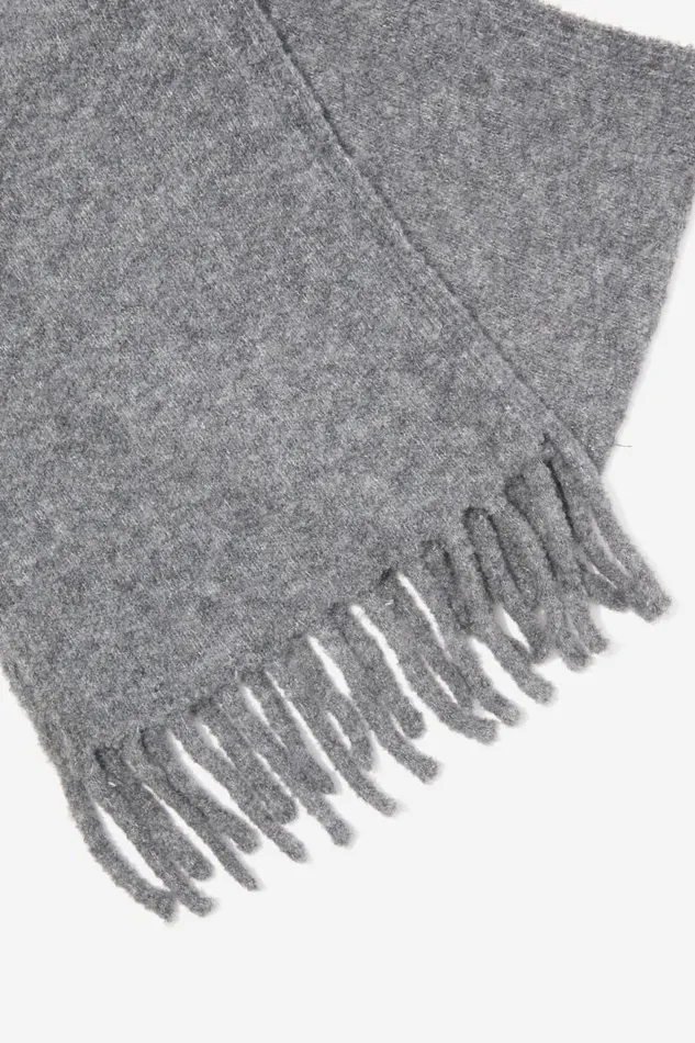 ClothingAccessories Supr Knitwear Bella Boucle Knit Scarf Grey Marle ClothingAccessories Supr Knitwear Bella Boucle Knit Scarf Grey Marle