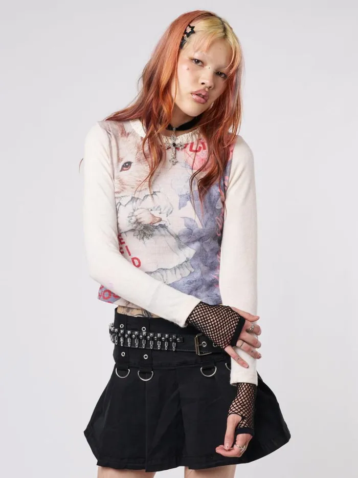 Clothing Minga London Long Sleeve Tops Main Character Rabbit Graphic Top