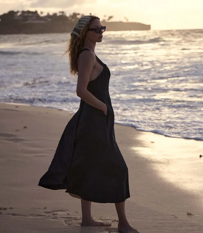 COLBIE DRESS Black Shop DEN Dresses
