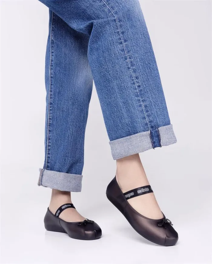 Flats Women Melissa Sophie Black