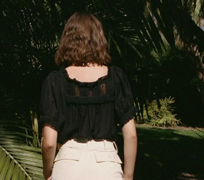 FRANCES TOP Black Shop DEN Tops