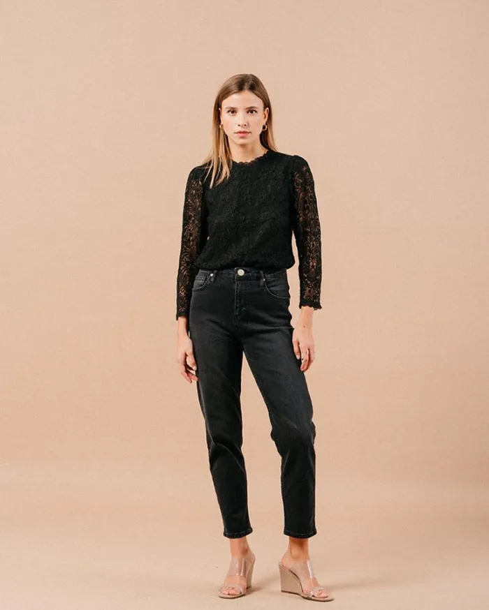 Grace and Mila Dressy Tops WOVEN TOP NOIR MAGNOLIA 8211 Shop