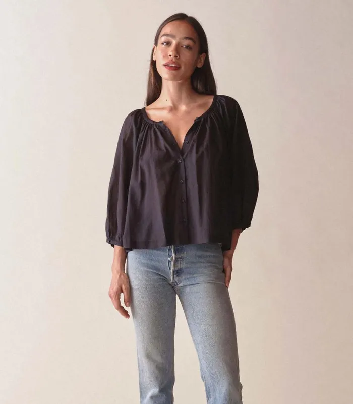 JIANA TOP Navy Shop DEN Tops