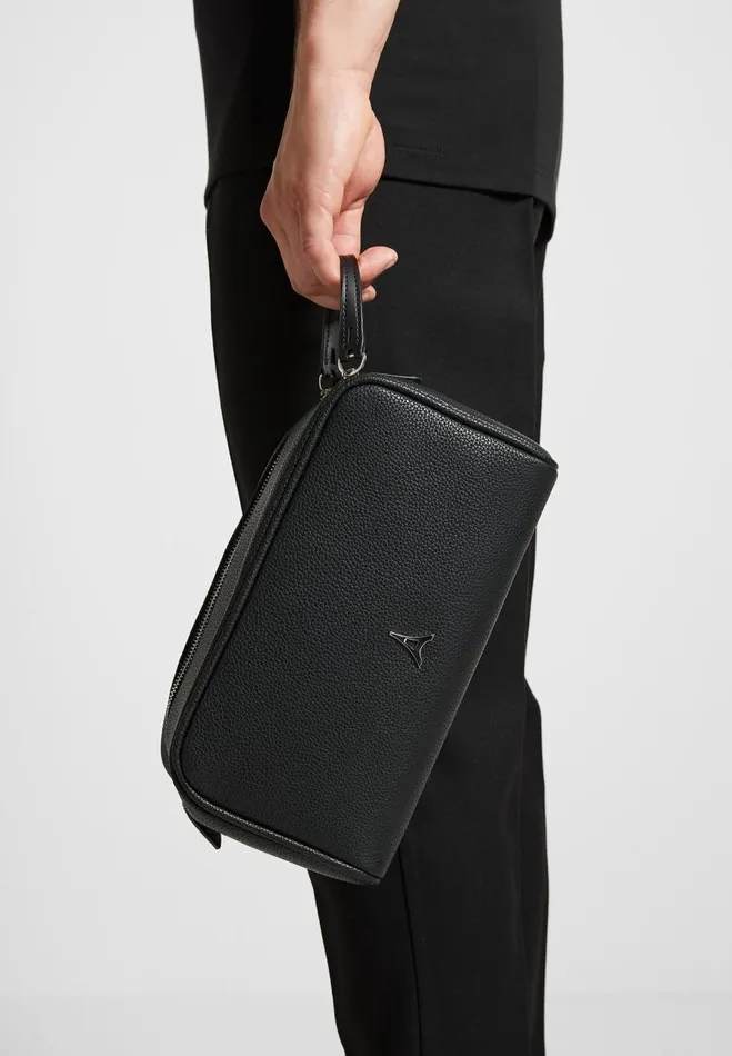 Manire De Voir Bags Manire De Voir WomanManire De Voir Man Vegan Leather Eiffel Wash Bag 8211 Black