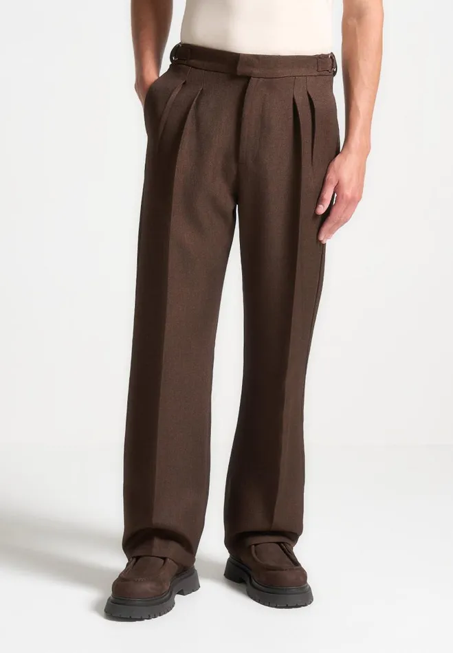 Manire De Voir Formal Trousers Manire De Voir Man Relaxed Fit Tailored Trousers With Twin Pleat 8211 Brown Manire De Voir Formal Trousers Manire De Voir Man Relaxed Fit Tailored Trousers With Twin Pleat 8211 Brown