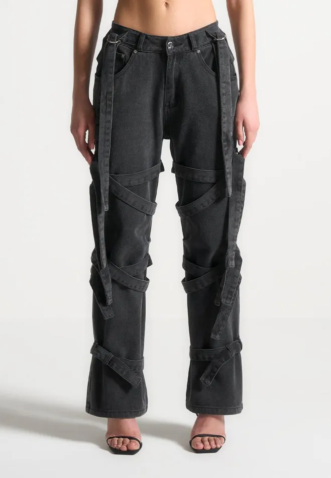 Manire De Voir Jeans Manire De Voir Woman Denim Strap Cargo Jeans 8211 Washed Black Manire De Voir Jeans Manire De Voir Woman Denim Strap Cargo Jeans 8211 Washed Black