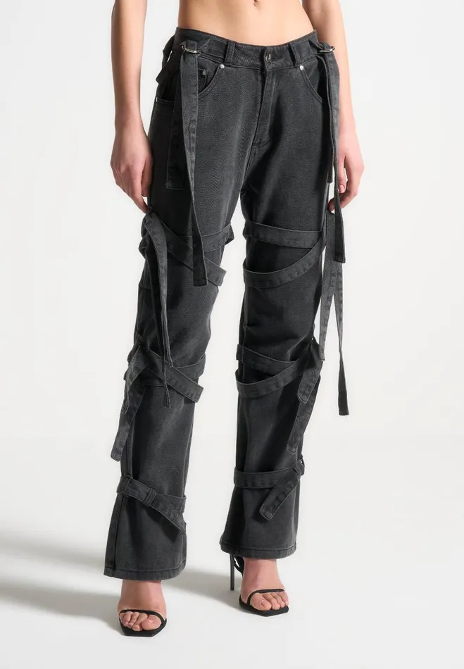 Manire De Voir Jeans Manire De Voir Woman Denim Strap Cargo Jeans 8211 Washed Black