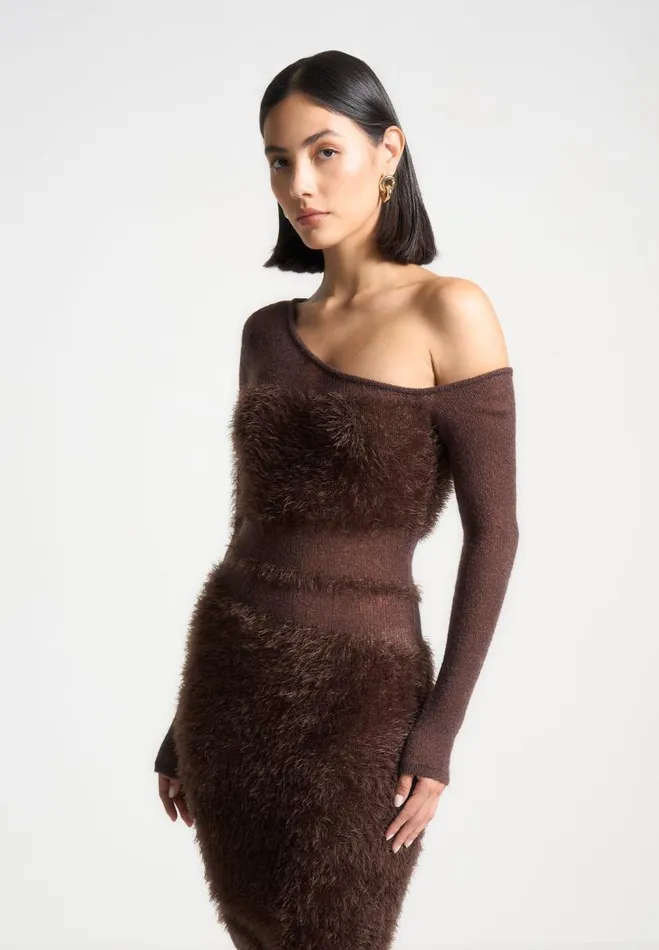 Manire De Voir Knitwear Manire De Voir Woman Off Shoulder Knitted Maxi Dress 8211 Brown