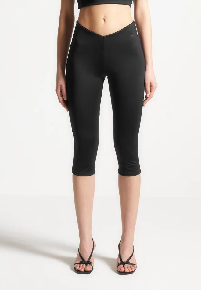 Manire De Voir Matching Sets Manire De Voir Woman Angled Waist Capri Leggings 8211 Black