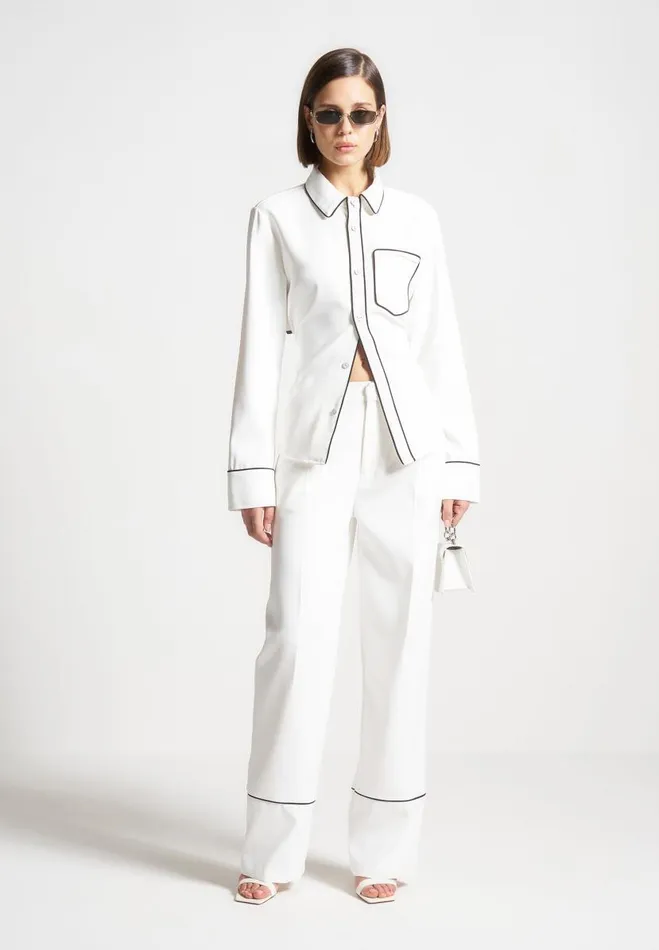 Manire De Voir Matching Sets Manire De Voir Woman Contrast Piped Backless Tie Shirt 8211 WhiteBlack Manire De Voir Matching Sets Manire De Voir Woman Contrast Piped Backless Tie Shirt 8211 WhiteBlack