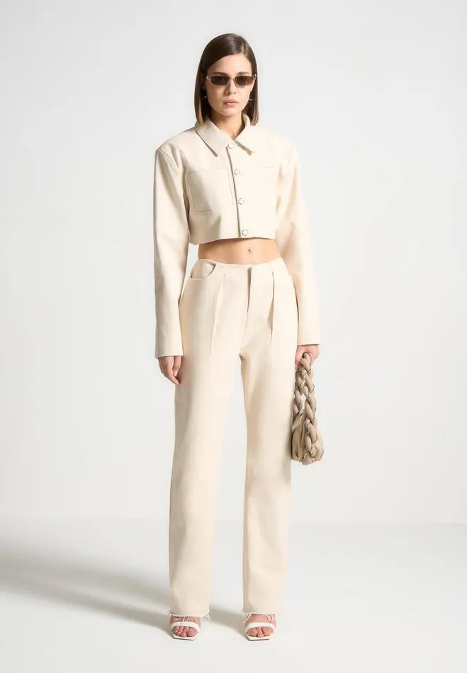 Manire De Voir Matching Sets Manire De Voir Woman Pleated Boyfriend Jeans 8211 Cream Manire De Voir Matching Sets Manire De Voir Woman Pleated Boyfriend Jeans 8211 Cream