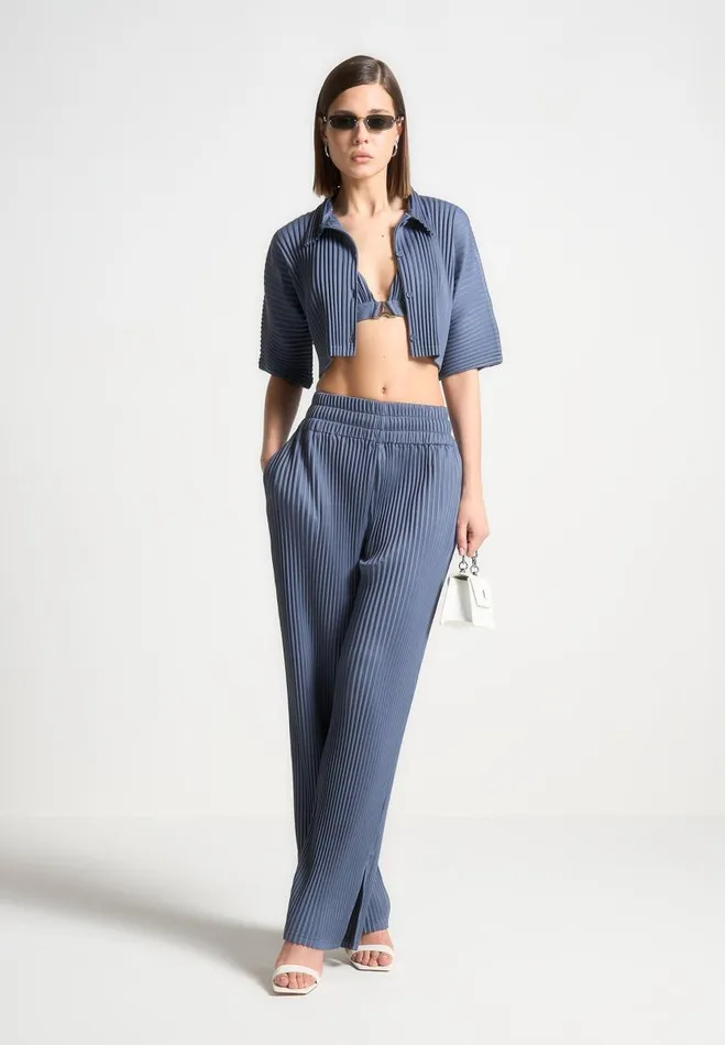 Manire De Voir Matching Sets Manire De Voir Woman Pleated Cropped Shirt 8211 Steel Blue