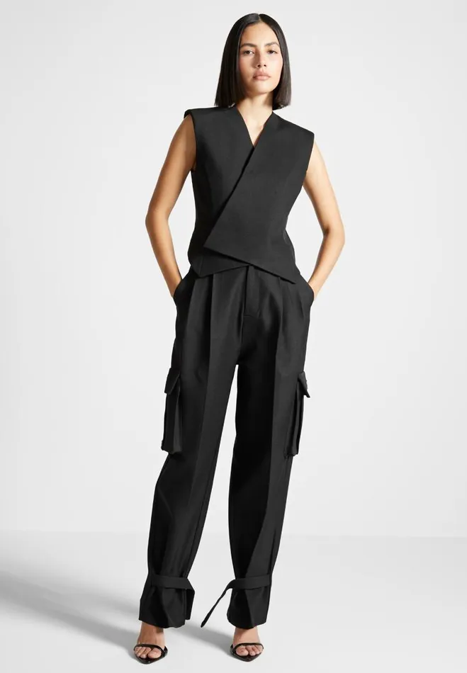 Manire De Voir Matching Sets Manire De Voir Woman Tailored Pleated Cargo Trousers 8211 Black Manire De Voir Matching Sets Manire De Voir Woman Tailored Pleated Cargo Trousers 8211 Black