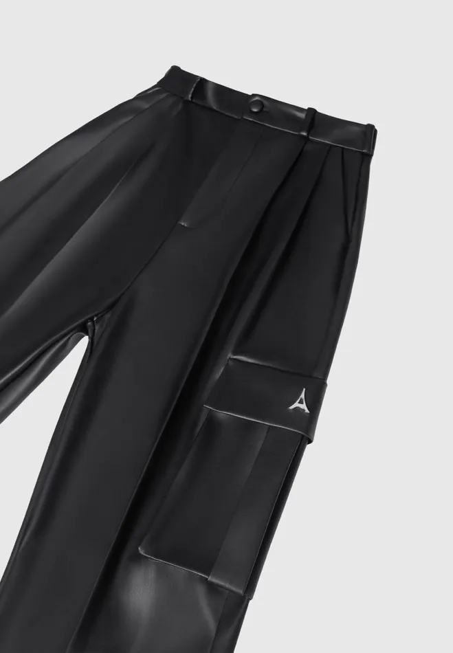 Manire De Voir Matching Sets Manire De Voir Woman Vegan Leather Pleated Cargo Trousers 8211 Black