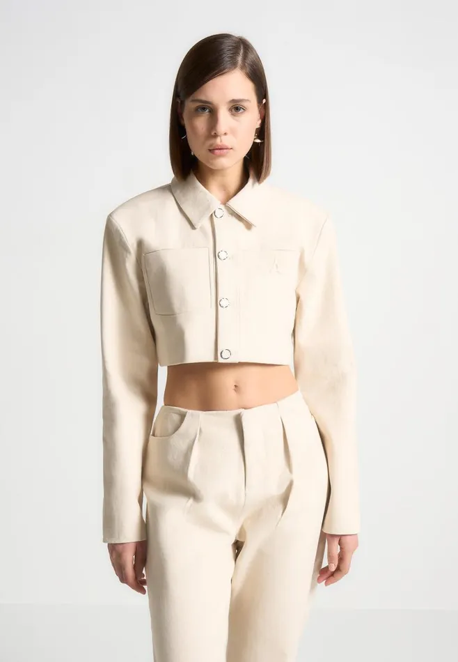 Manire De Voir Matching Sets Manire De Voir Woman Wide Shoulder Cropped Denim Jacket 8211 Cream Manire De Voir Matching Sets Manire De Voir Woman Wide Shoulder Cropped Denim Jacket 8211 Cream