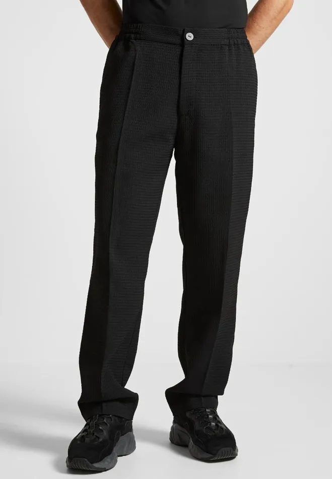 Manire De Voir Modern Tailoring Manire De Voir Man Regular Fit Waffle Seersucker Tailored Trousers 8211 Black Manire De Voir Modern Tailoring Manire De Voir Man Regular Fit Waffle Seersucker Tailored Trousers 8211 Black