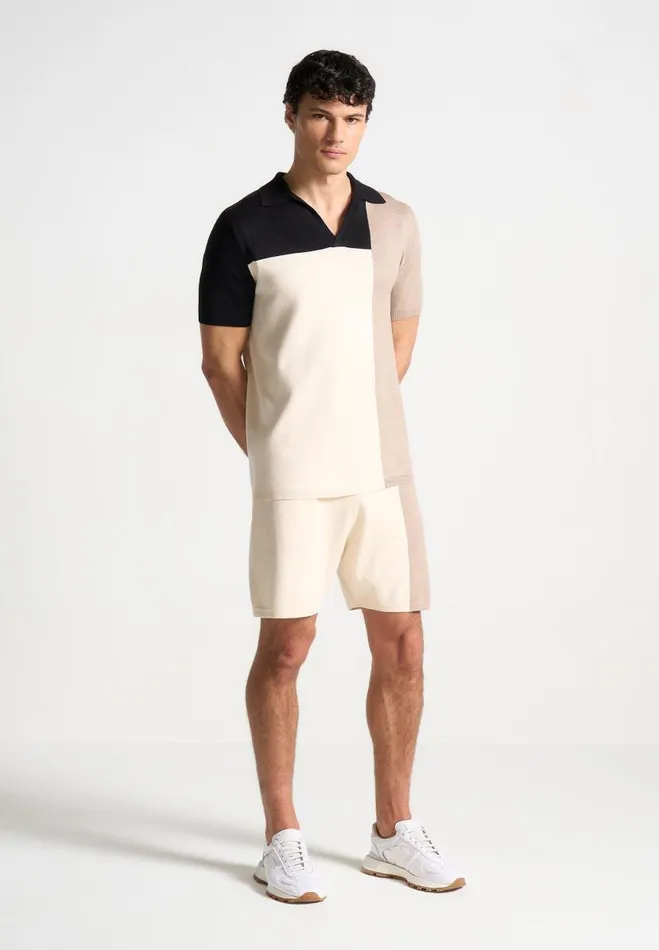 Manire De Voir Short Sets Manire De Voir Man Colour Block Knit Shorts 8211 BlackBeige Manire De Voir Short Sets Manire De Voir Man Colour Block Knit Shorts 8211 BlackBeige