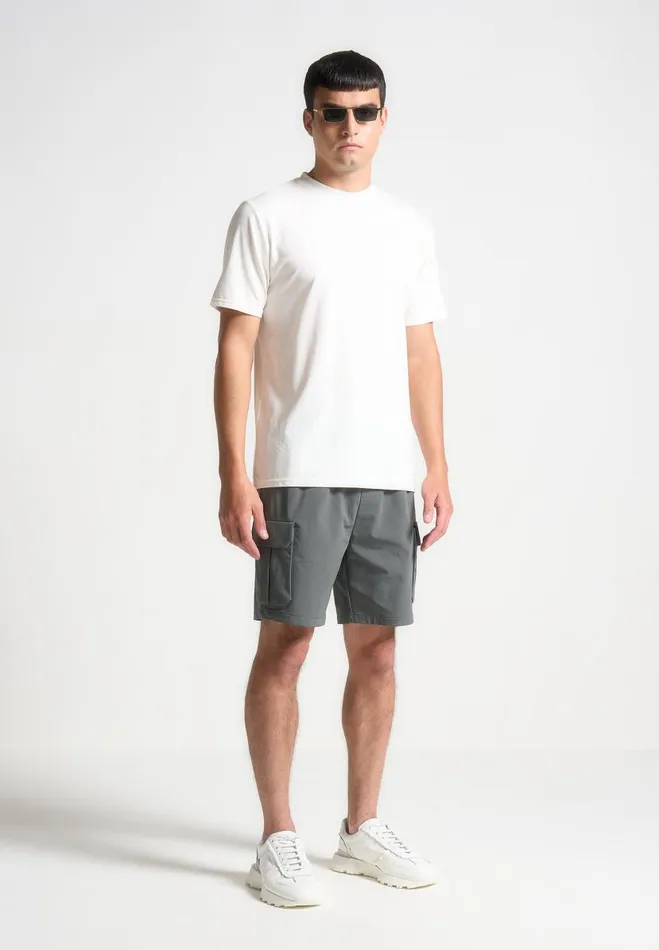 Manire De Voir Shorts Manire De Voir Man Technical Cargo Shorts 8211 Charcoal Grey Manire De Voir Shorts Manire De Voir Man Technical Cargo Shorts 8211 Charcoal Grey