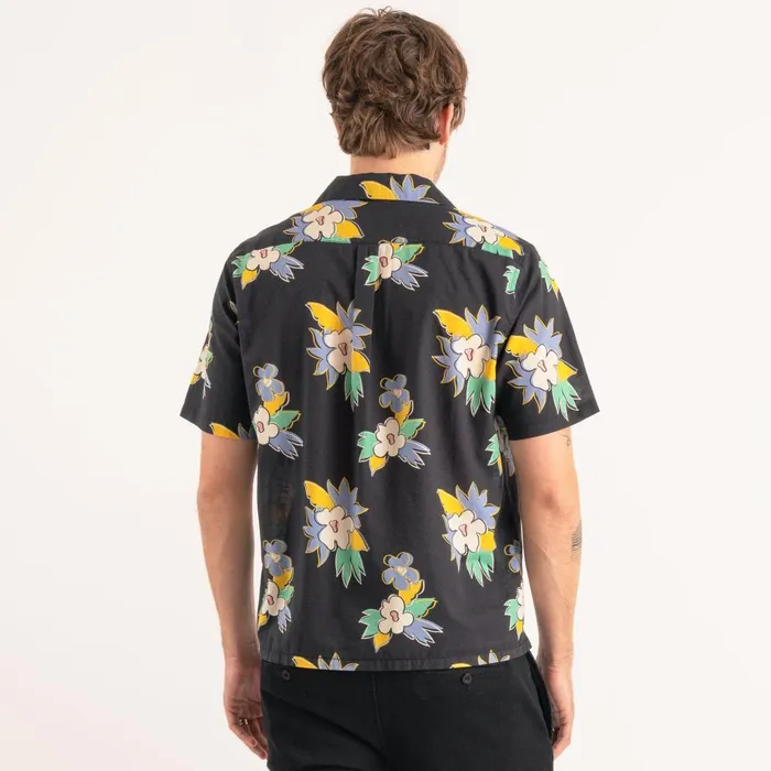 Men Banks Journal Shirts Islands SS Woven Shirt Black