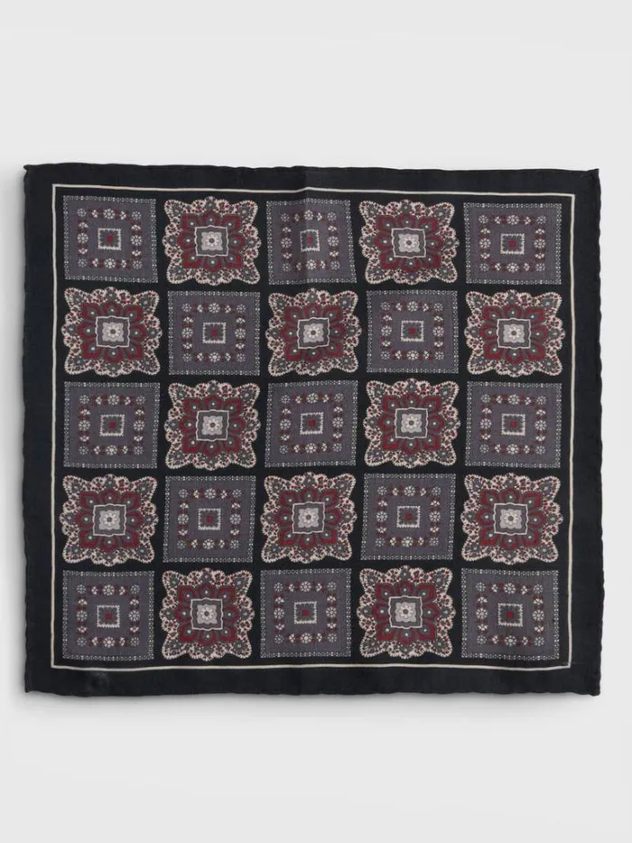 Pocket Squares Mens Paul Stuart Large Printed Medallion Pocket Square Black