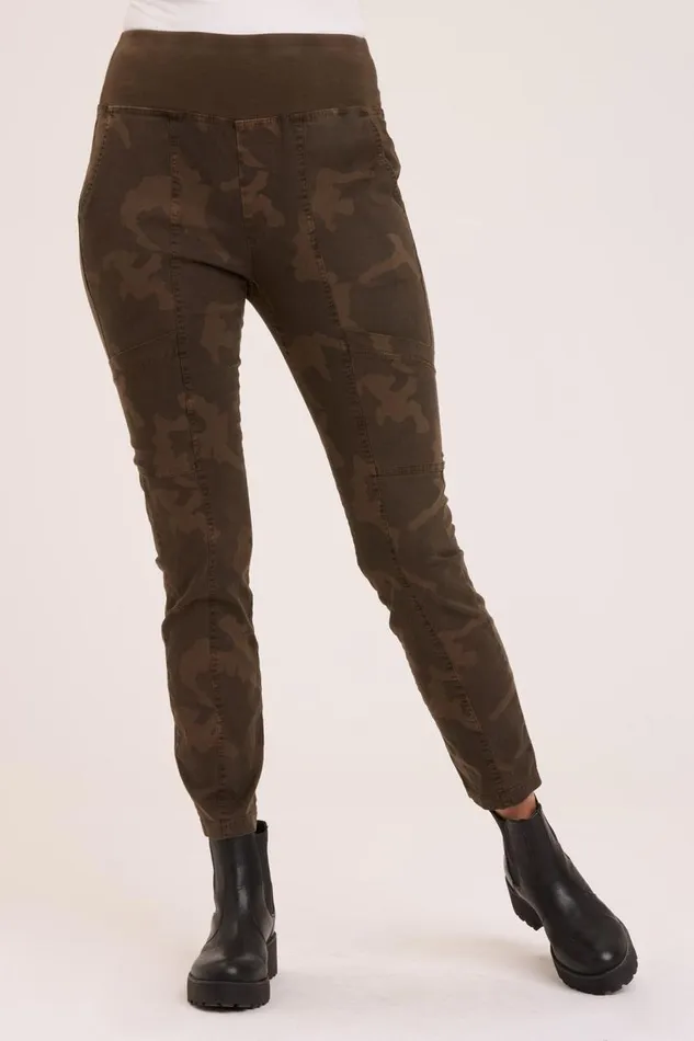 Printed Cascade Legging Boxwood Pigment Clothing XCVI Leggings