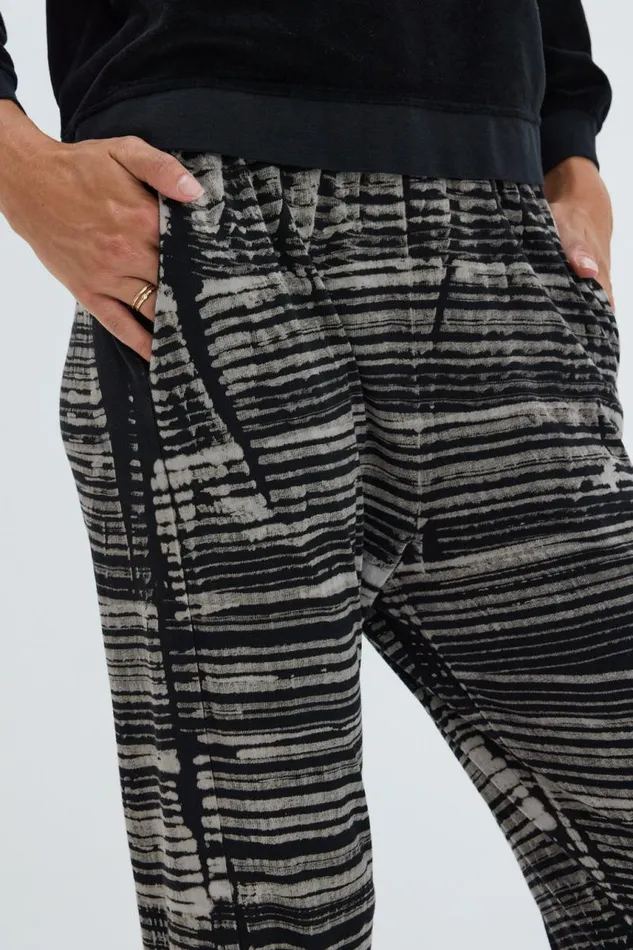 Raquel Allegra Bottoms Women Brush Black Jezebel Pant