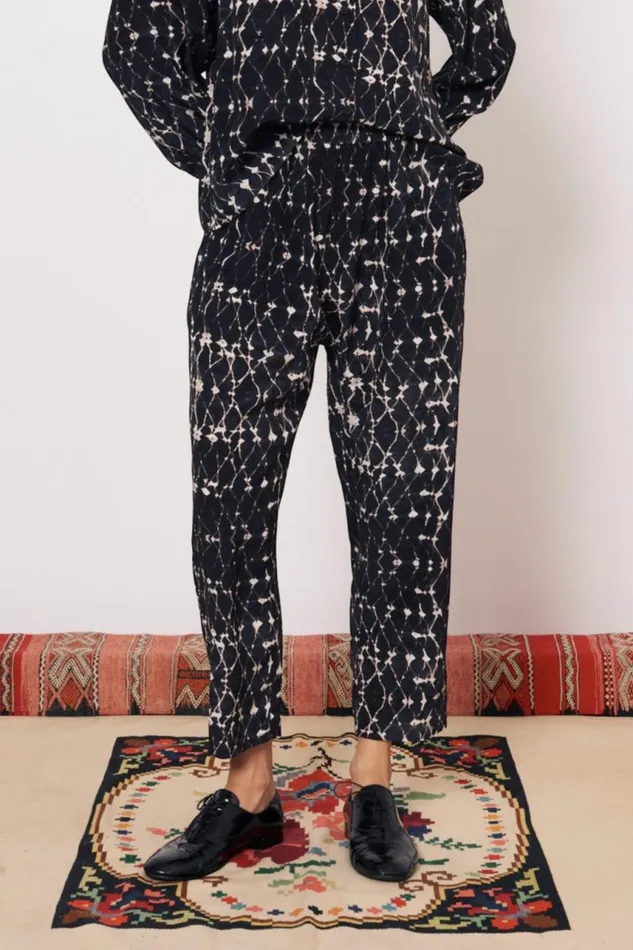 Raquel Allegra Bottoms Women Silk Georgette Diamond Charcoal Fez Pant