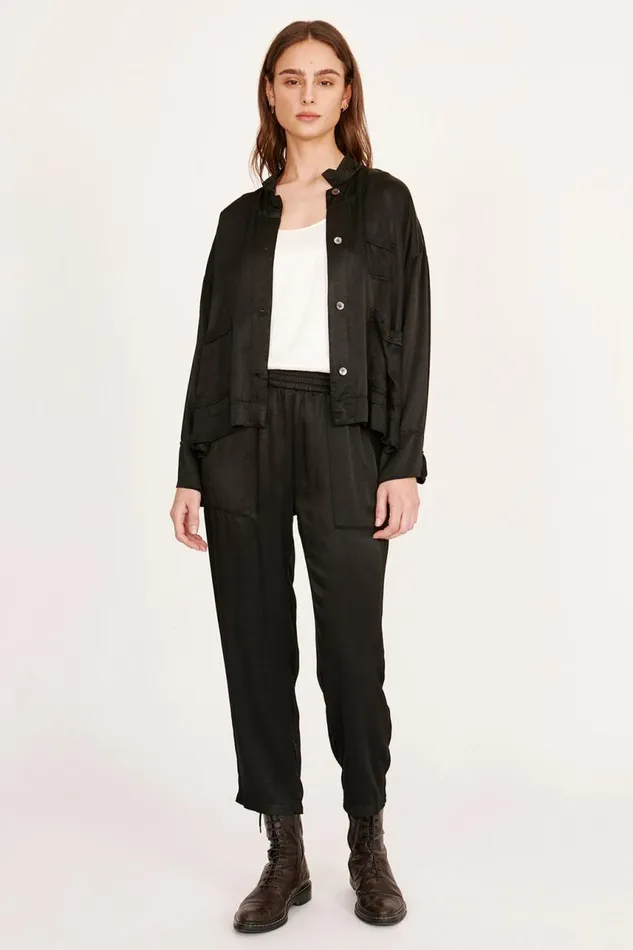 Raquel Allegra Jackets Women Pebble Satin Black Fountain Jacket